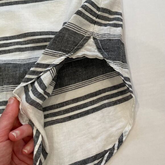 Old Navy Black & White Stripe Sleeveless Button Down Linen Tunic, Size L - Picture 3 of 12